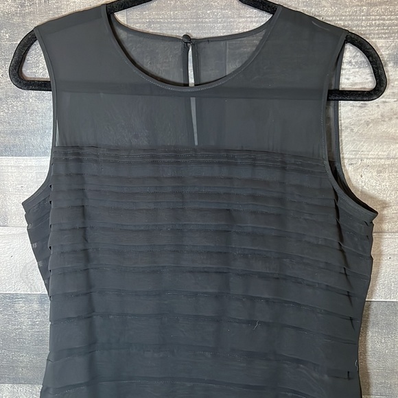 Classy Sleeveless Calvin Klein Midi Black Dress - Picture 2 of 8